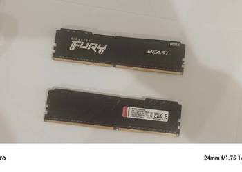 Pamięć RAM DDR4 32 GB Kingston beast