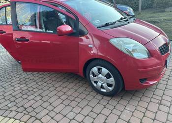 Toyota Yaris 1,3 benzyna* stan bardzo dobry.