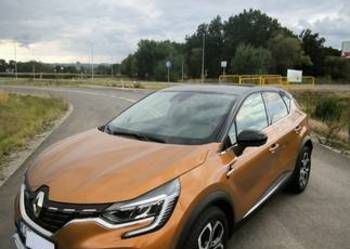 Renault Captur TCe 90 INTENS 2021r - model z 2022