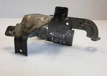 Mercedes W205 3.0 V6 UCHWYT MOCOWANIE A2761596041