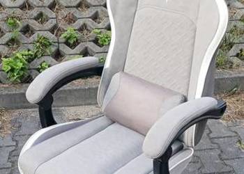 Fotel gamingowy, krzesło biurowe, ergonomiczny, podnóżek
