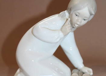 Figurka dziewczynka z butami Lladro nr 141a FiaF