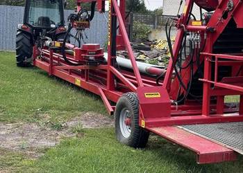 Zbiór mechaniczny wiśni i śliwkę