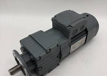 SEW RF17 DR63M4/BR 180W 0,96A Gearmotor