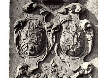 KŁODZKO HERBY NA MOŚCIE GOTYCKIM CZARNO BIAŁA KŁODZKO HERBY NA MOŚCIE GOTYCKIM CZARNO BIAŁA