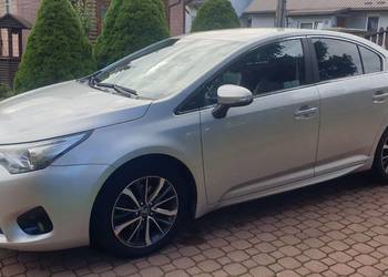 Toyota Avensis Salon Polska Bezwypadkowa