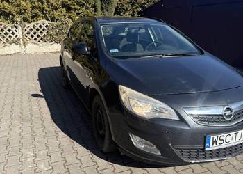 Opel Astra 2012