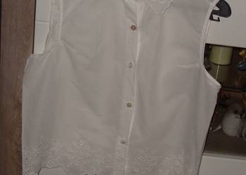 Haftowana biała elegancka bluzeczka z kołnierzykiem r M/L