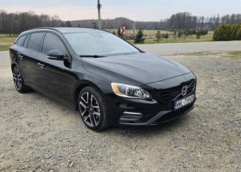 Volvo v60 T5 R-Designe, bogata opcja, stan bardzo dobry.
