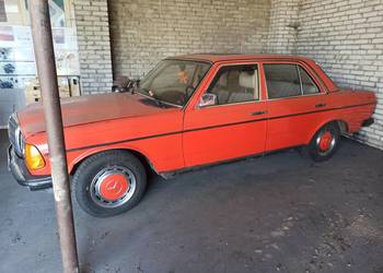 Sprzedam Mercedesa w123 2,2D 1978r
