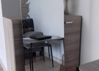 Lustro ozdobne 123cm x 49,5cm, z wzorkami, używane w bardzo dobrym stanie,