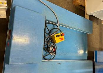 STOL HYDRAULICZNY / KRZYZAKOWY typ U