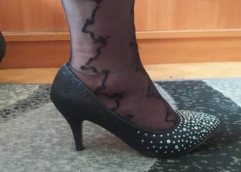 Boskie nowe czarne rajstopy ze wzorem Calzedonia roz 3/4.