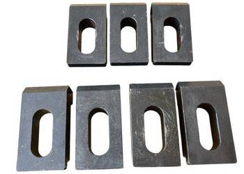 Stopki mocujace stalowe 74x40x20 mm komplet 7 sztuk