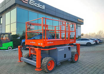 Podnośnik roboczy, zwyżka nożycowa Skyjack SJ 6826 RT 4 WD 9,9 m 2018