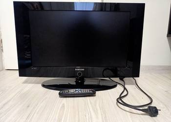TV Samsung 26' cali z pilotem