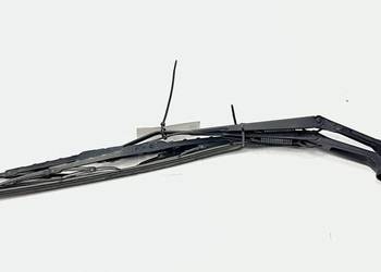 RAMIE WYCIERACZKI PRZÓD MITSHUBISHI MONTERO