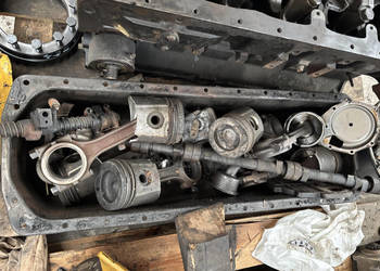 Massey Ferguson 7256 Silnik MT42595 CNT10283 Blok Tłok Wał CZĘŚCI Massey Ferguson 7256 Silnik MT42595 CNT10283 Blok Tłok Wał CZĘŚCI