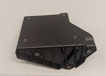 AUDI Q3 83A UCHWYT PRZETWORNIKA NAPIĘCIA 5QF907332 AUDI Q3 83A UCHWYT PRZETWORNIKA NAPIĘCIA 5QF907332