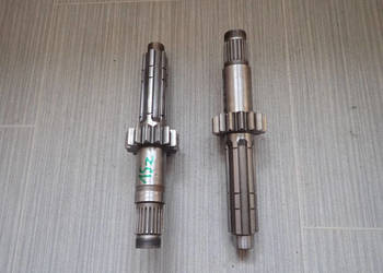 1 Szt. Wałek Sprzęgłowy Tryb 15 Zębów Skrzyni Biegów Kawasaki KX 250 03-08r