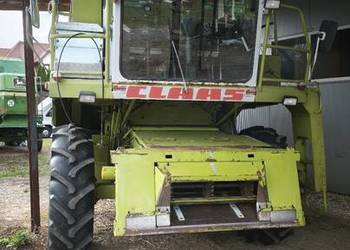 Claas Dominator 76