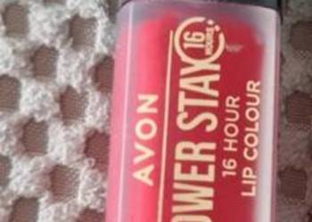 pomadka szminka Avon power stay 16H resilient red