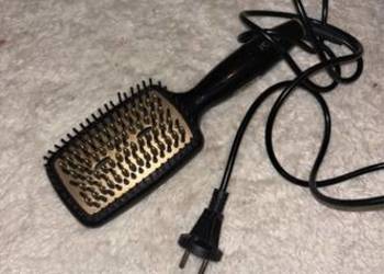 To szczotka-prostownica do włosów BaByliss