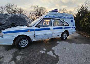Polonez karetka ambulans pogotowie