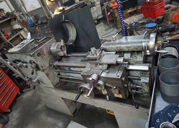 Sprzedam tokarke TUM 25 z produkcji stan dobry