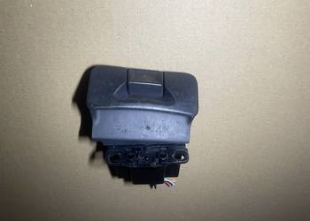 8200368609 przycisk dźwignia ręcznego renault laguna II 2