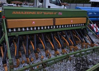 Siewnik zbożowy AMAZONE D7 SUPER S-3m
