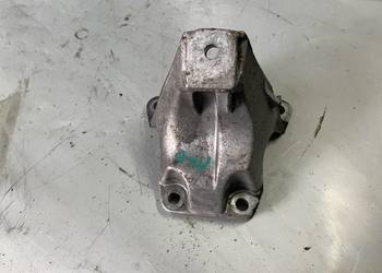 Łapa mocowanie silnika 8E0199308J Audi VW 2.5tdi AKE