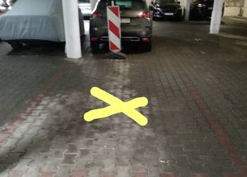Podziemne miejsce postojowe pl. Osiedlowy 2