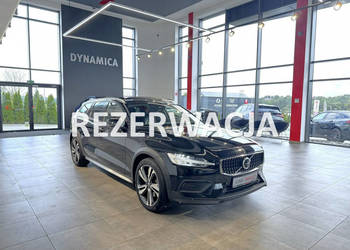 Volvo V60 Cross Country Plus 2.0 B4 197KM automat AWD 2023 r., salon PL, I…