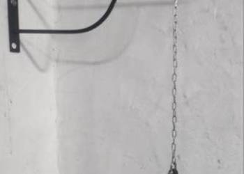Bardzo ładna lampa czarna typ LA 63 dł łańcucha  53 cm