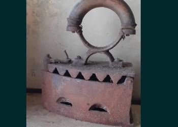 ŻELIWNE ŻELAZKO – HARDKOR Z CZASÓW, GDY PRĄD BYŁ LUKSUSEM