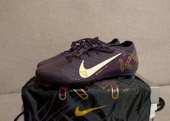 Kolekcja ponad 100 par butów do dalszej sprzedaży