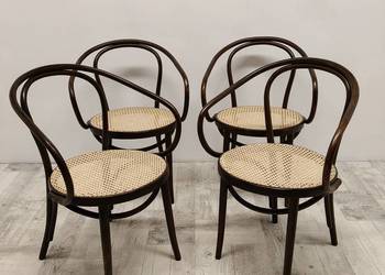 krzesło gięte Fameg model B-09 siedzisko rattan