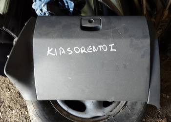 KIA SORENTO I schowek