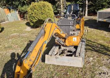 Sprzedam minikoparkę stan bardzo dobry nowy silnik