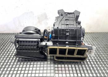 NAGRZEWNICA KOMBAJN KIA CEED 97200-J7020 Crossover KOMBAJN