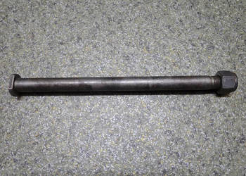 OŚ OŚKA 17MM WAHACZA SUZUKI RMZ 450 05-08R