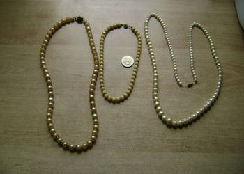 Starocie z PRL Biżuteria Zestaw 3 stare naszyjniki ze sztucznych pereł