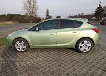 Opel Astra J, 2011, benzyna 1.4, 100KM, 184000km