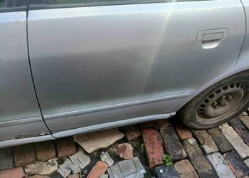 Drzwi Gołe Tył Lewy LY7M Audi A4 B5 (a-13)