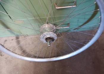 Koło 26 cali z prądnicą