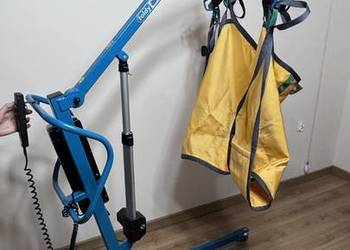 AKS Foldy elektryczny podnośnik pacjenta 150 kg + chusta