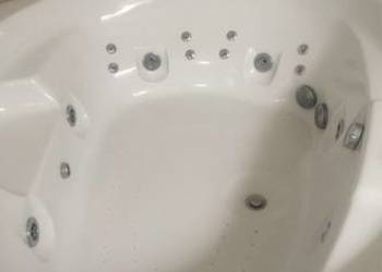 Wanna z hydromasażem