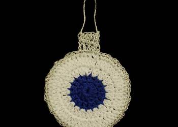 Zawieszka ozdoba szydełkowa na choinkę Bombka niebiesko-biała (Z235)