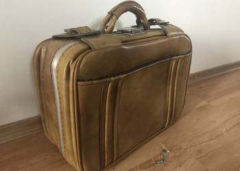 Wlizka skórzana brązowa podróżna Vintage z PRL 44 x 30 cm